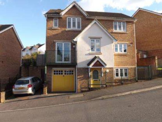 5 Bedroom Detached